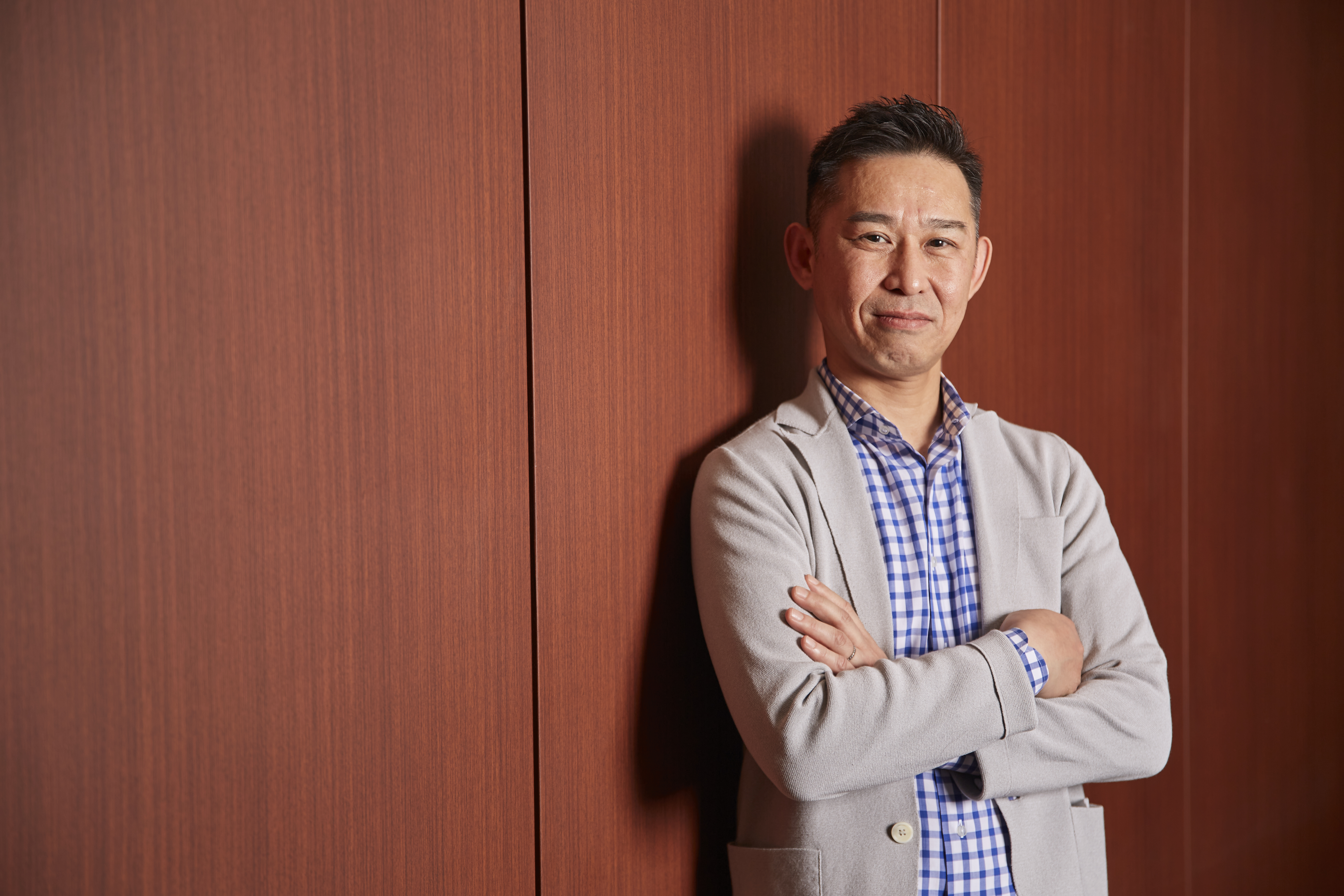 板谷 功士